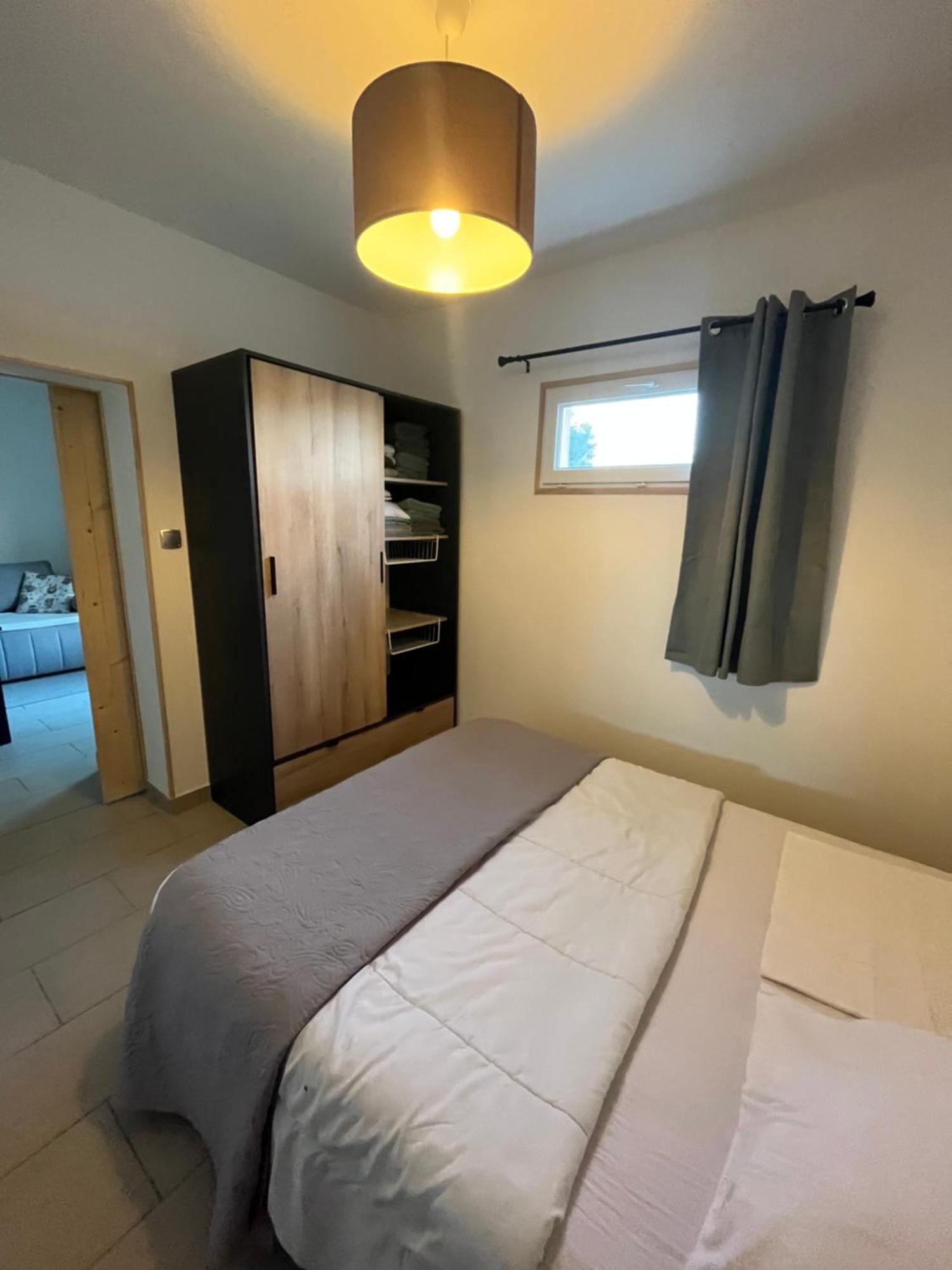 Studio Cosy Avec Climatisation Et Terrasse Malataverne Екстер'єр фото