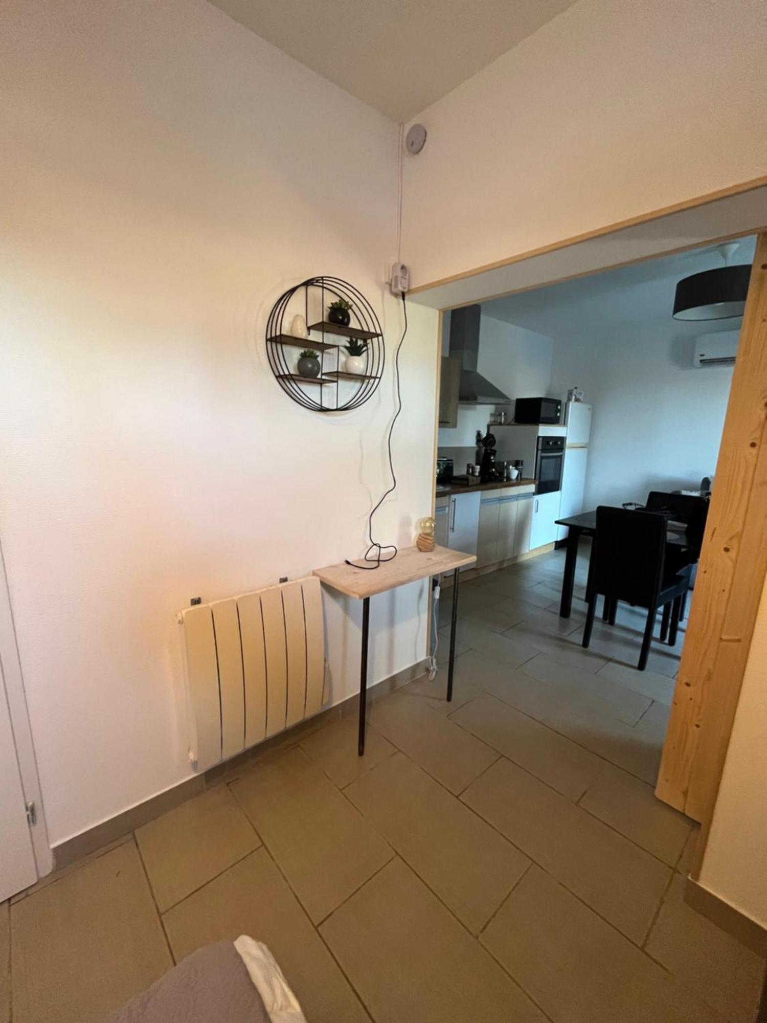 Studio Cosy Avec Climatisation Et Terrasse Malataverne Екстер'єр фото