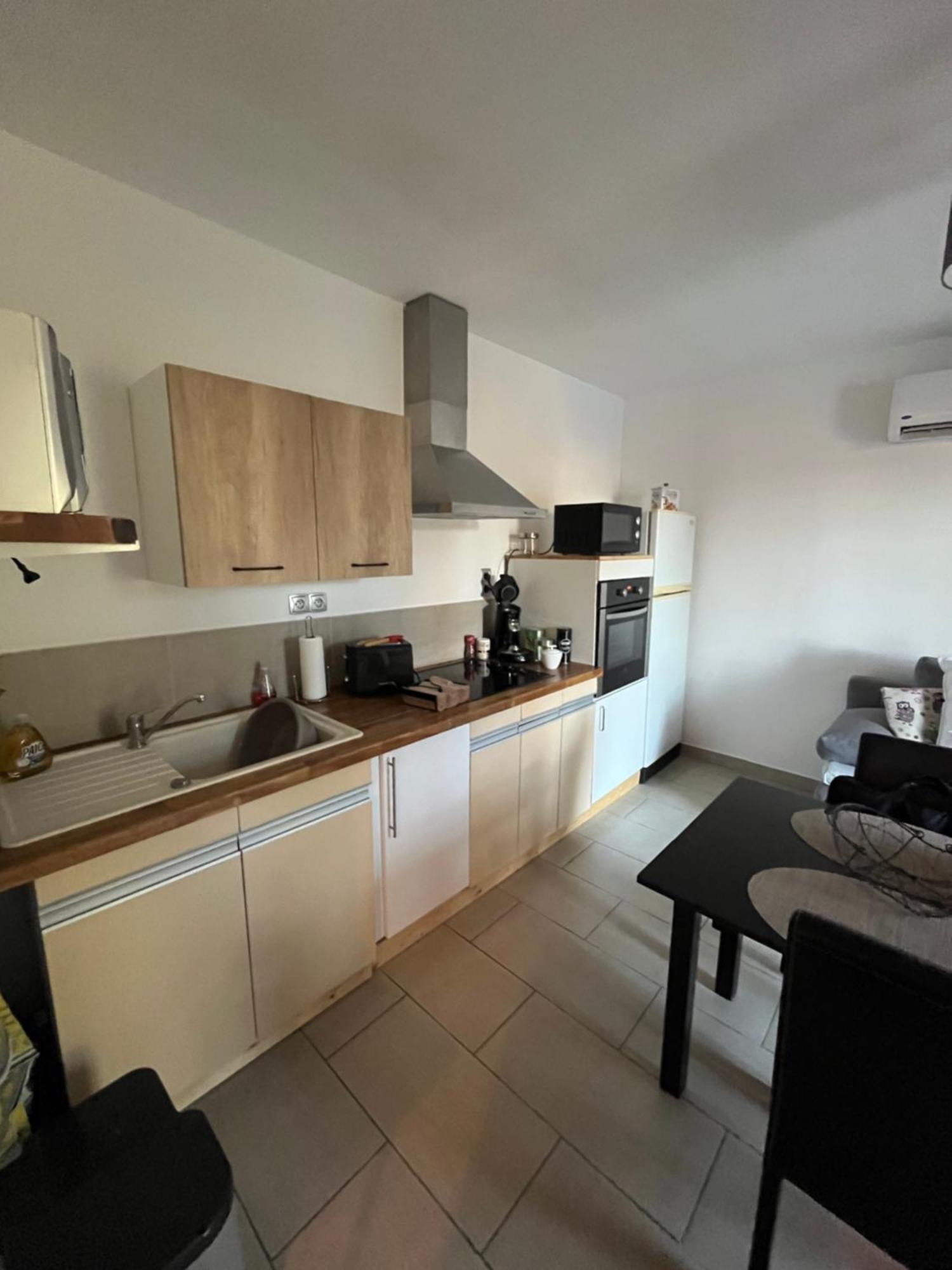 Studio Cosy Avec Climatisation Et Terrasse Malataverne Екстер'єр фото