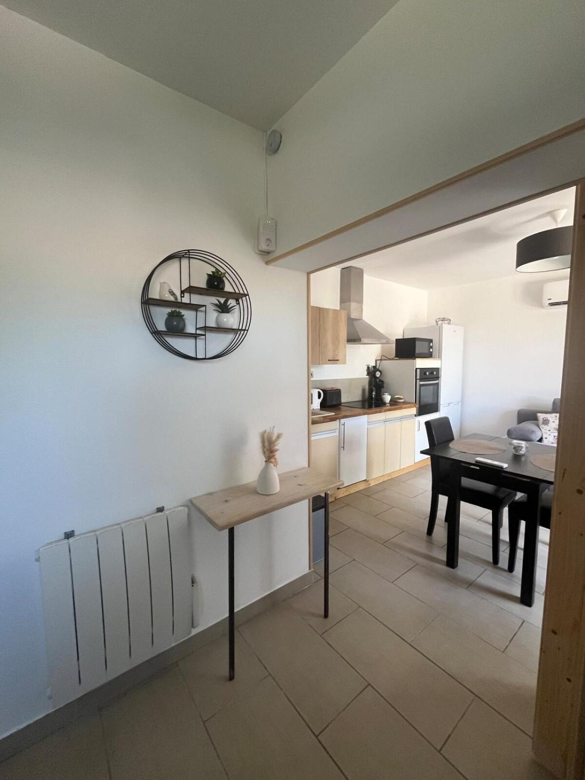 Studio Cosy Avec Climatisation Et Terrasse Malataverne Екстер'єр фото